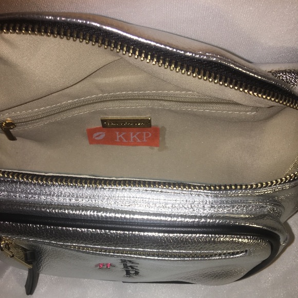 Silver Summer Large #kkp Fanny Pack! - Picture 2 of 3